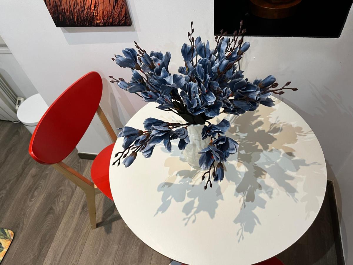 Dream Dwell Paris-Chic Flat In The Heart Of Marais Near Pompidou Centre Apartamento Exterior foto