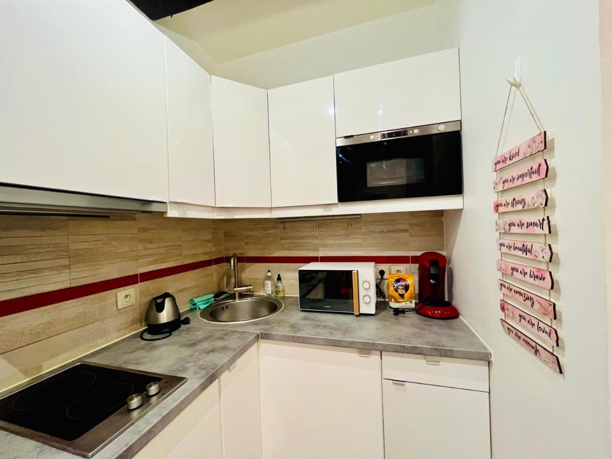 Dream Dwell Paris-Chic Flat In The Heart Of Marais Near Pompidou Centre Apartamento Exterior foto